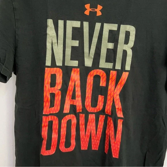 Under Armour Black and Red Short Sleeve Tee - Picture 2 of 7